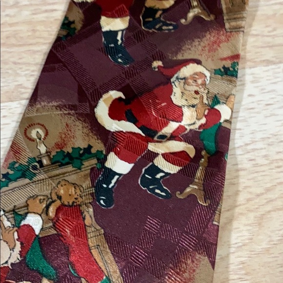Vintage Christmas Santa Tie - Picture 2 of 5
